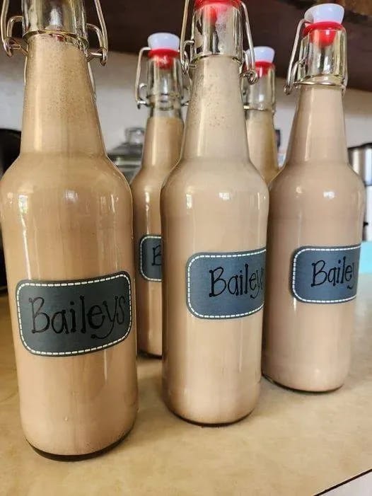 Przygotuj swoją kawę Baileys w kilka minut: tak dobrą jak oryginał!